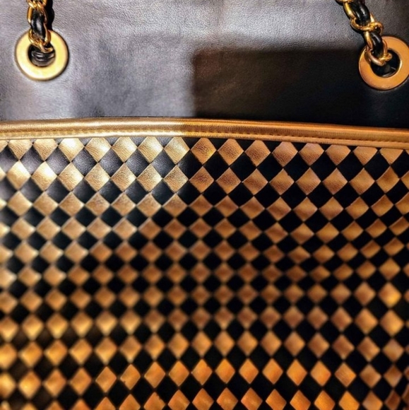 Purse - Picture 3 of 3